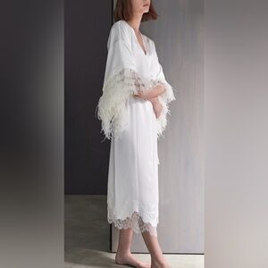 Silky Miracle White Feather Silk Kimono Robe